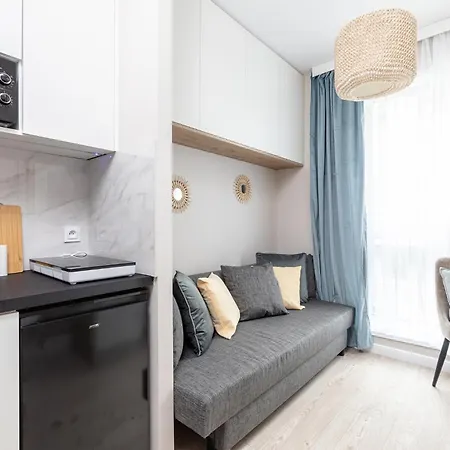 Ministudios Ursus By Vaya Varšava